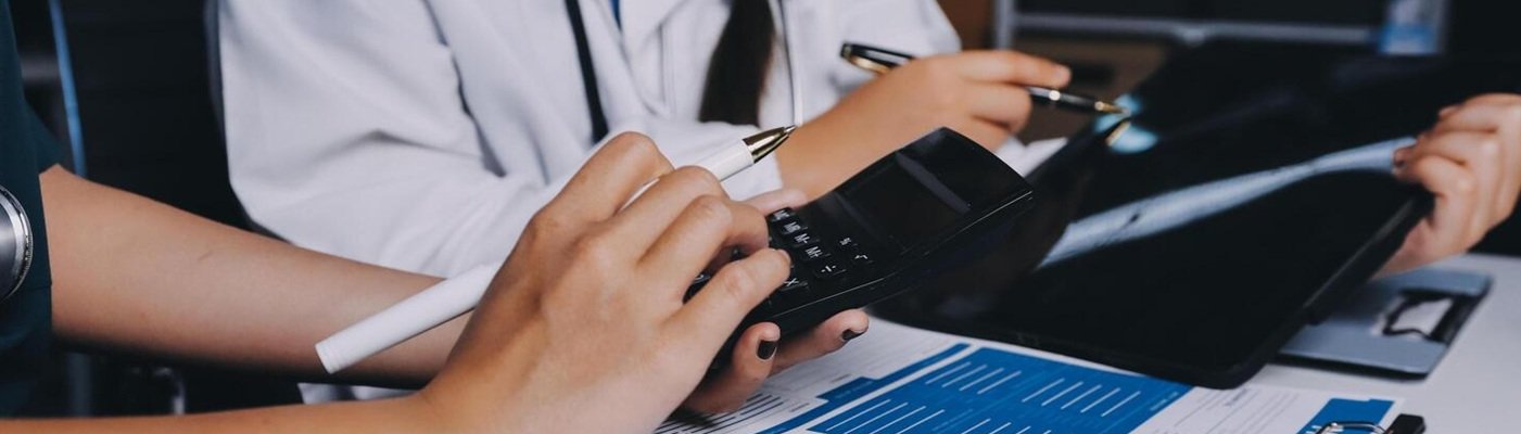 Médico pessoa física ou PJ quanto você paga a mais de imposto